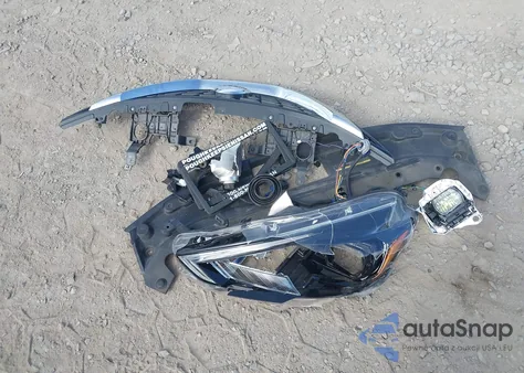 2018 Nissan Sentra Sr Turbo z USA, uszkodzony, nr VIN 3N1CB7APXJY207162